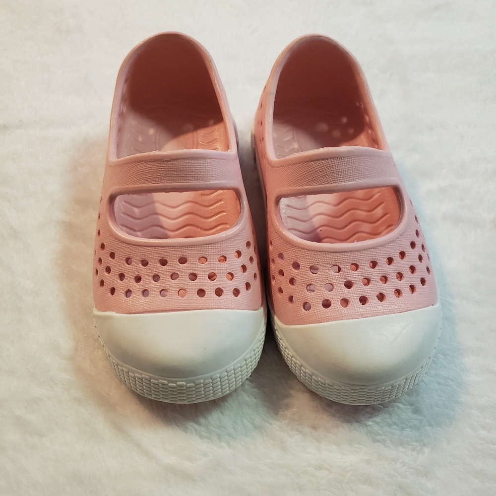 Pink toddler Mary janes